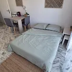 Cosy 1 Bedroom, Balcony, Promenade Des