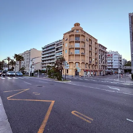 Cosy 1 Bedroom, Balcony, Promenade Des * Nizza