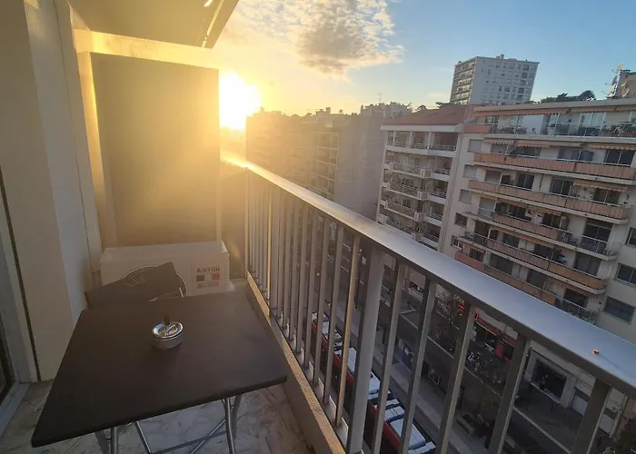 Appartement Cosy 1 Bedroom, Balcony, Promenade Des