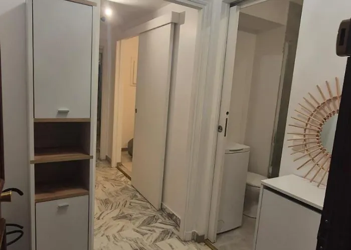 Cosy 1 Bedroom, Balcony, Promenade Des *